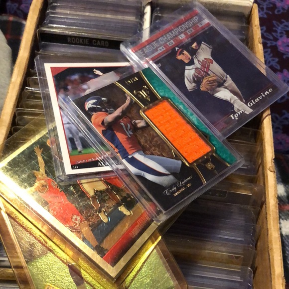 HUGE SPORTS CARD LOT - Picture 4 of 5